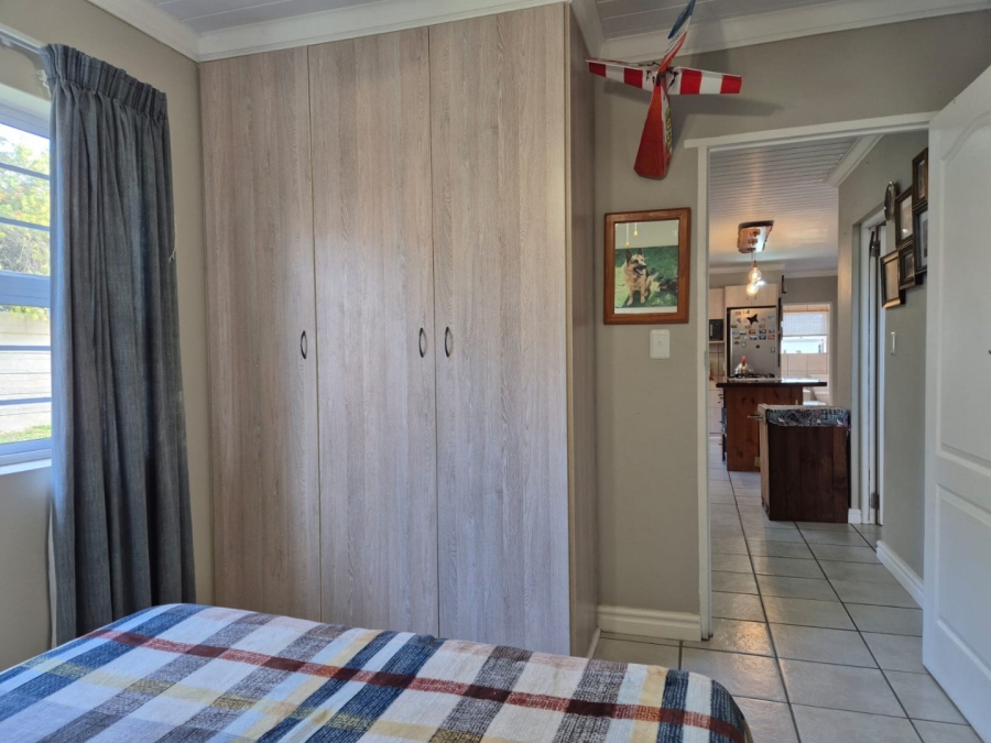 3 Bedroom Property for Sale in Stilbaai Wes Western Cape